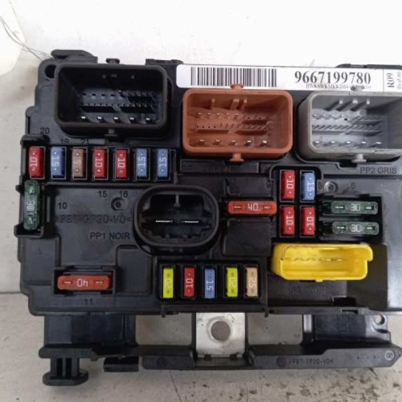 Boitier servitude moteur (BSM) CITROEN C3 2 Boitier servitude moteur (BSM) CITROEN C3 2