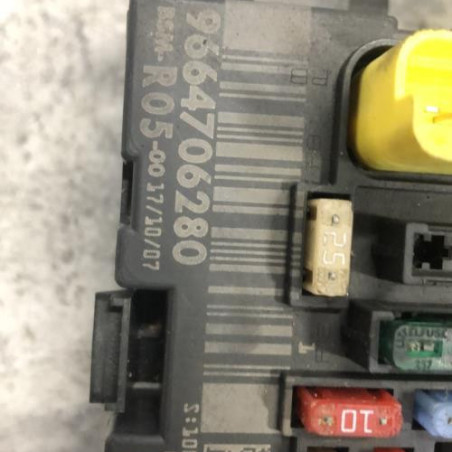 Boitier servitude moteur (BSM) PEUGEOT 308 1