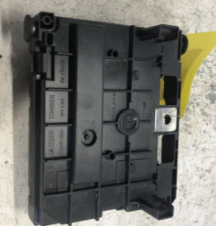 Boitier servitude moteur (BSM) PEUGEOT 308 1 Photo n°3