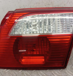 Feu arriere secondaire droit (feux) MAZDA 626 4 Photo n°1