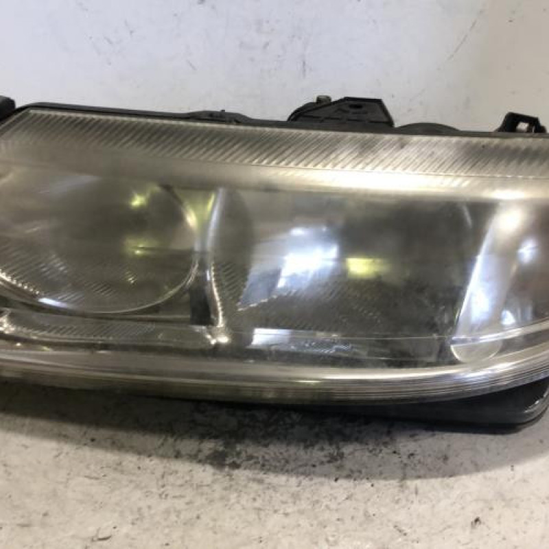 Optique avant principal gauche (feux)(phare) RENAULT LAGUNA 2