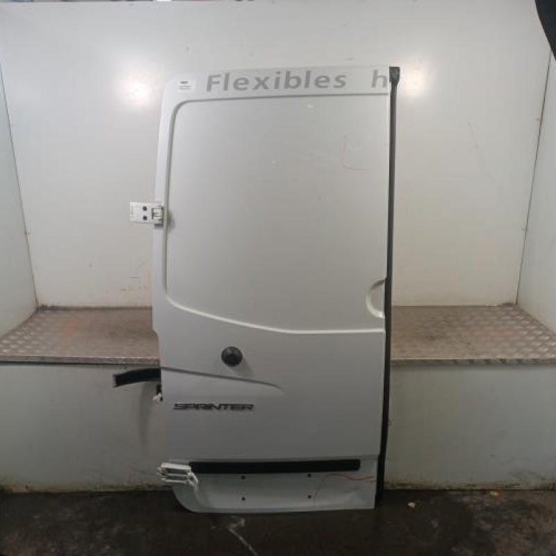 Porte de coffre gauche MERCEDES SPRINTER 2