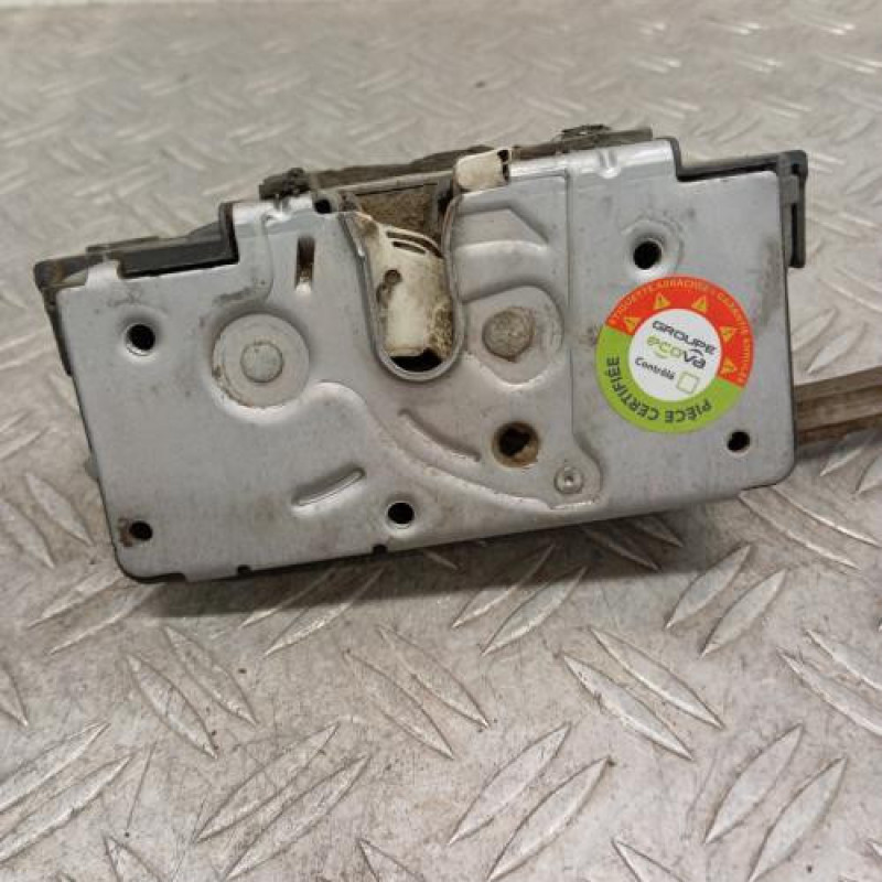 Serrure avant droit PEUGEOT BOXER 3 Serrure avant droit PEUGEOT BOXER 3