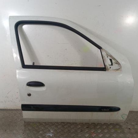 Porte avant droit RENAULT CLIO 2 Photo n°1
