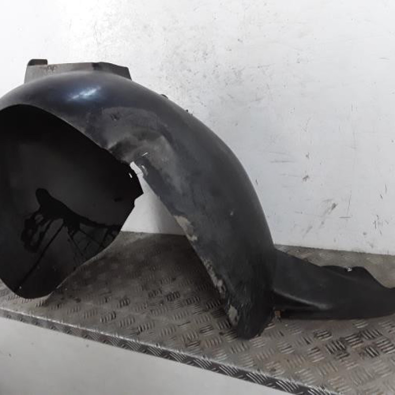 Pare boue avant droit VOLKSWAGEN TOURAN 1