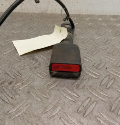 Attache ceinture avant gauche NISSAN NAVARA NP300 Photo n°1