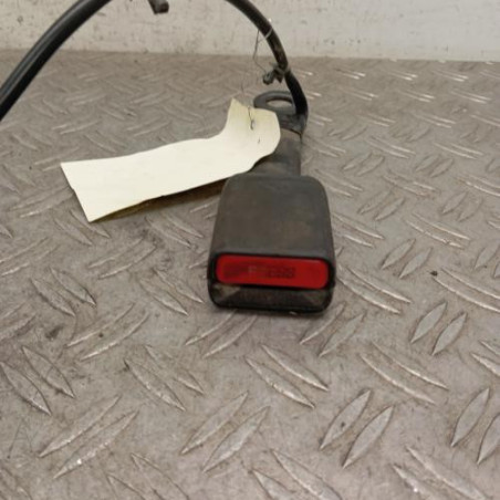 Attache ceinture avant gauche NISSAN NAVARA NP300 Photo n°1