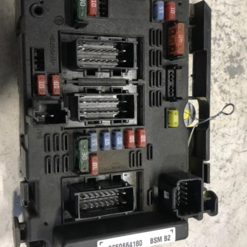 Boitier servitude moteur (BSM) PEUGEOT 307