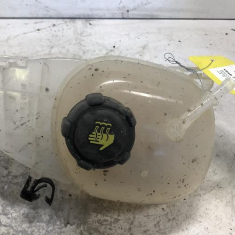 Vase d'expansion RENAULT TWINGO 3 Vase d'expansion RENAULT TWINGO 3
