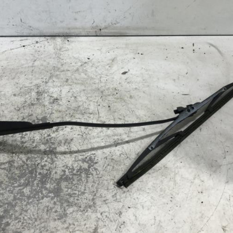 Bras essuie glace arriere OPEL CORSA B