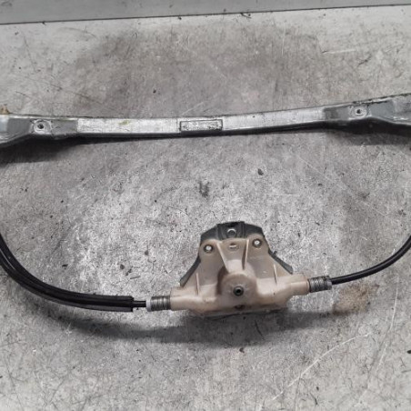 Leve vitre mecanique avant droit RENAULT CLIO 2