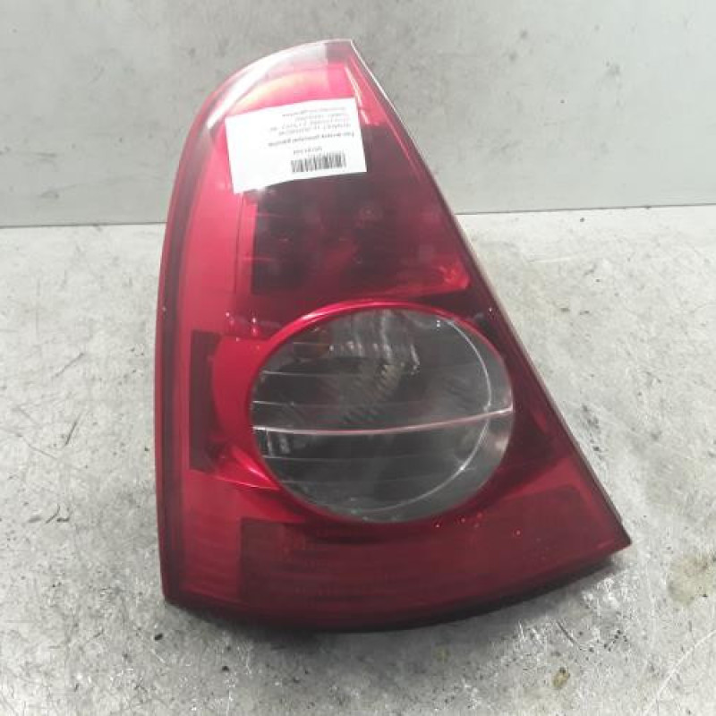 Feu arriere principal gauche (feux) RENAULT CLIO 2 Feu arriere principal gauche (feux) RENAULT CLIO 2