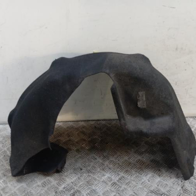 Pare boue arriere droit BMW X1 E84