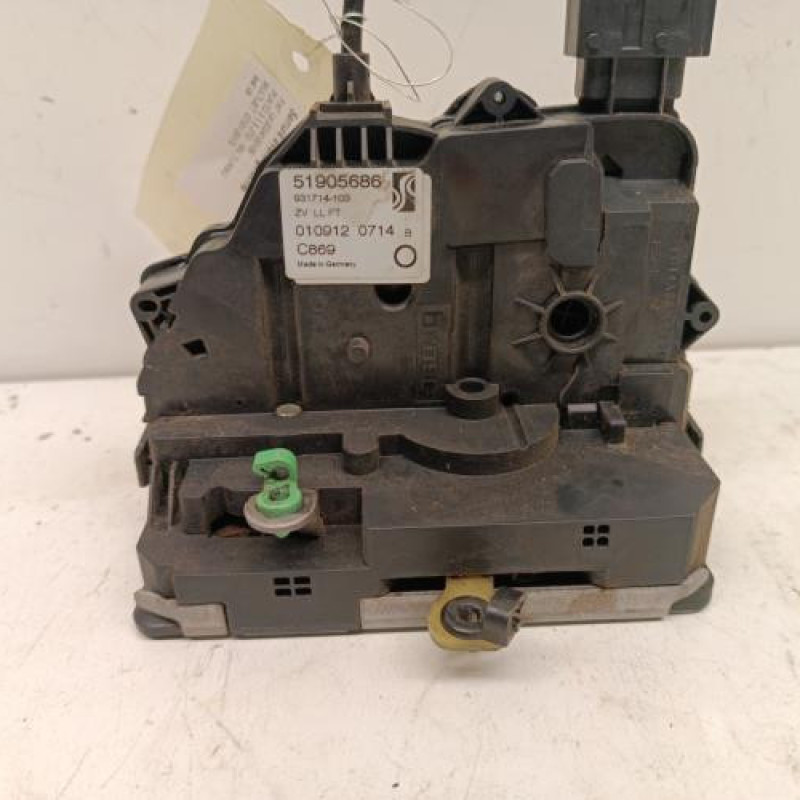 Serrure avant gauche FIAT PUNTO 3 Serrure avant gauche FIAT PUNTO 3
