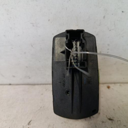 Interrupteur de leve vitre avant gauche OPEL CORSA E