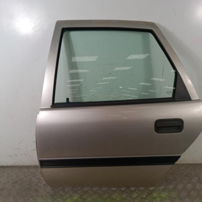 Porte arriere gauche OPEL VECTRA A