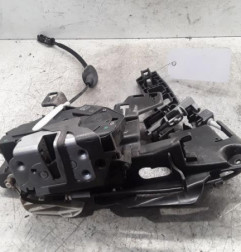 Serrure avant droit FORD FIESTA 6 Photo n°1