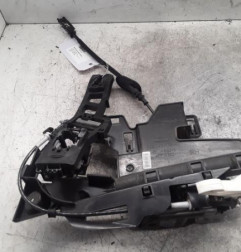 Serrure avant droit FORD FIESTA 6