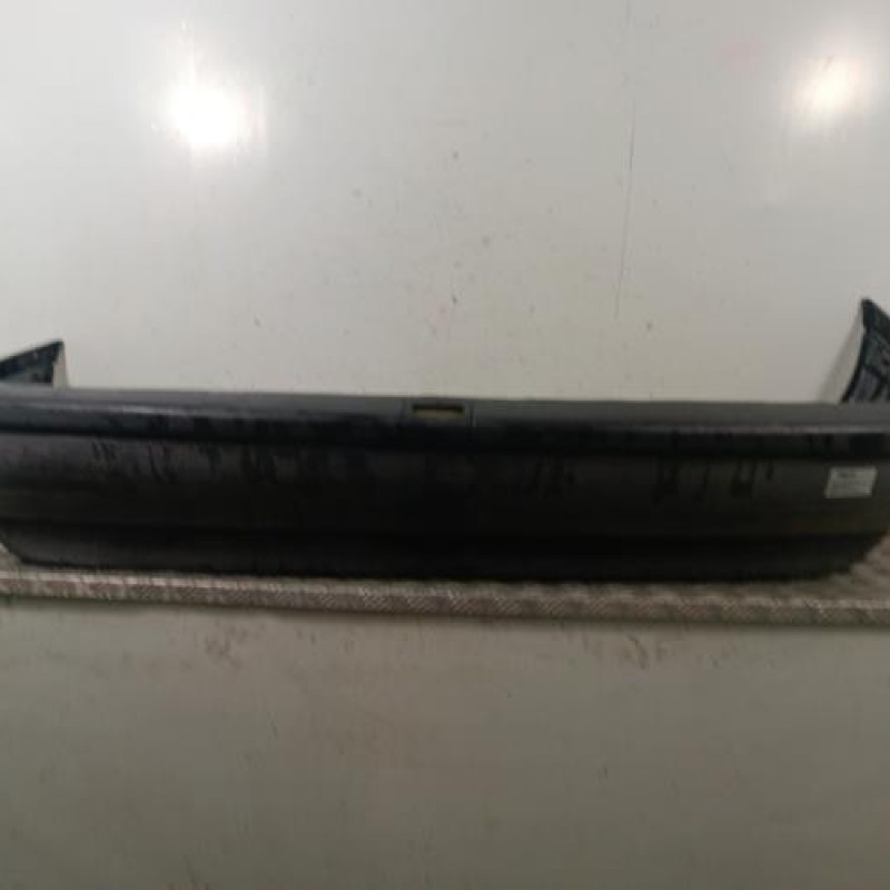 Pare choc arriere OPEL VECTRA A