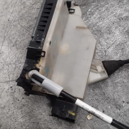 Serrure arriere droit PEUGEOT 2008 1