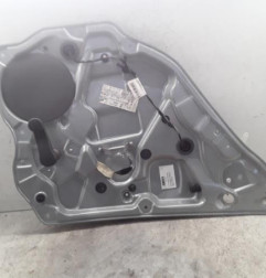 Leve vitre electrique avant gauche VOLKSWAGEN POLO 4 Photo n°1