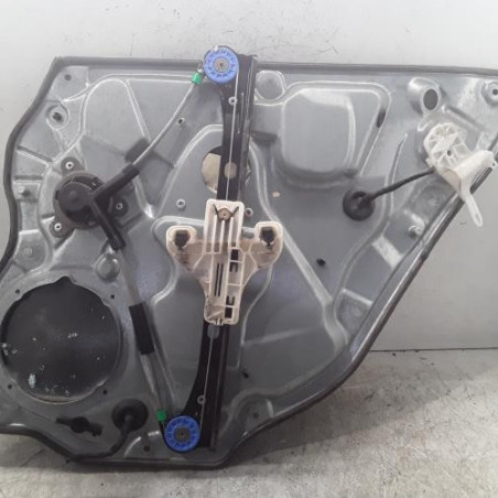 Leve vitre electrique avant gauche VOLKSWAGEN POLO 4