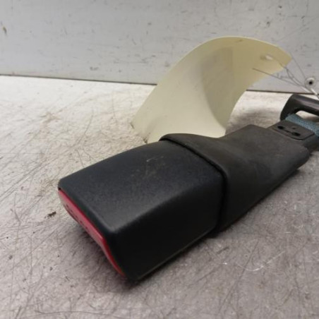 Attache ceinture arriere droit SUZUKI SWIFT 4