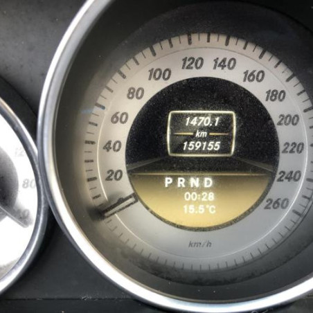 Compteur MERCEDES CLASSE C 204 Photo n°1