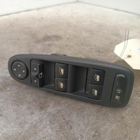 Interrupteur de leve vitre avant gauche CITROEN C4 GRAND PICASSO 1 Photo n°1