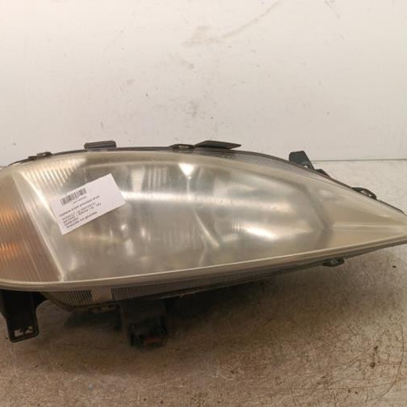 Optique avant principal droit (feux)(phare) RENAULT MEGANE 1