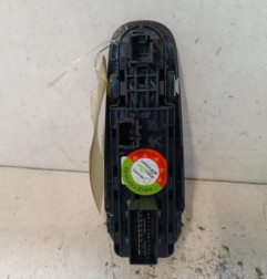 Interrupteur de leve vitre avant gauche PEUGEOT 308 2