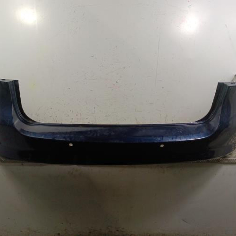 Pare choc arriere VOLKSWAGEN PASSAT 6
