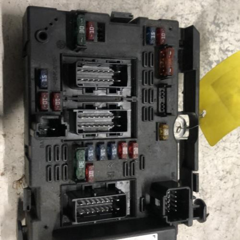Boitier servitude moteur (BSM) PEUGEOT 206 Boitier servitude moteur (BSM) PEUGEOT 206
