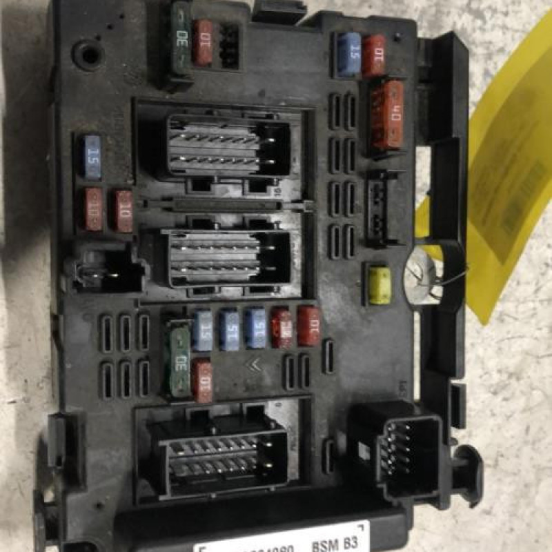 Boitier servitude moteur (BSM) PEUGEOT 307 Boitier servitude moteur (BSM) PEUGEOT 307