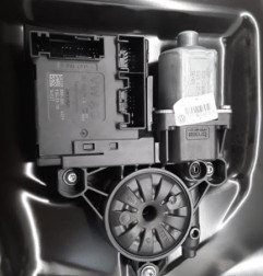 Leve vitre electrique avant droit VOLKSWAGEN PASSAT 6 Photo n°3