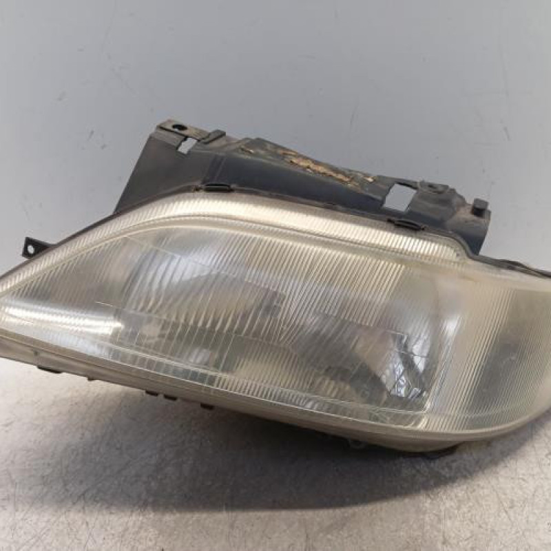 Optique avant principal gauche (feux)(phare) CITROEN XSARA