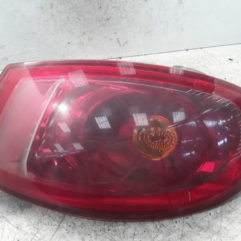 Feu arriere principal gauche (feux) FIAT BRAVO 2