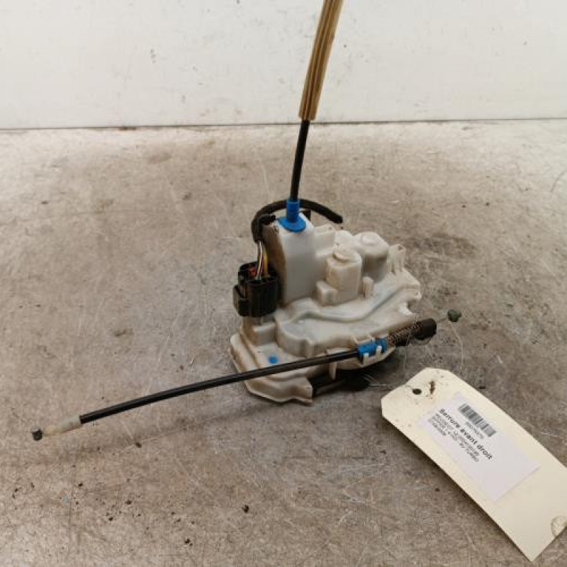 Serrure avant droit PEUGEOT BIPPER