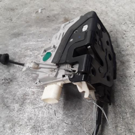 Serrure avant droit VOLKSWAGEN PASSAT 6