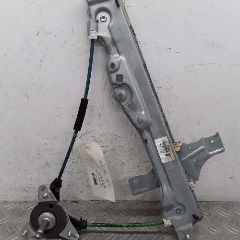 Leve vitre mecanique arriere droit PEUGEOT 208 1