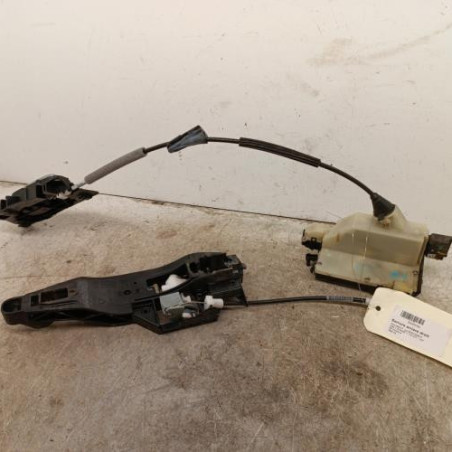 Serrure arriere droit PEUGEOT 208 1