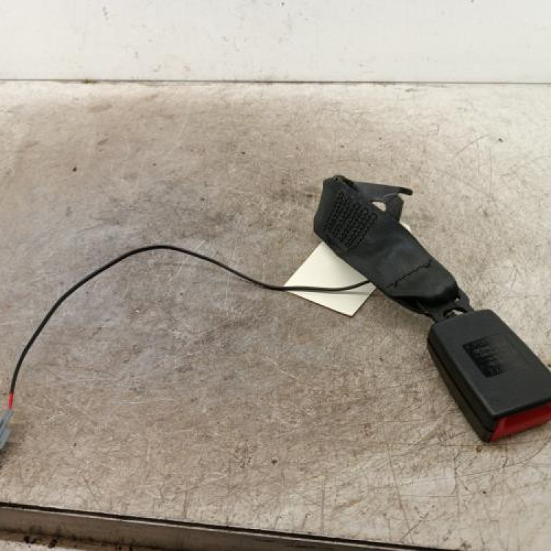 Attache ceinture arriere droit RENAULT TWINGO 3