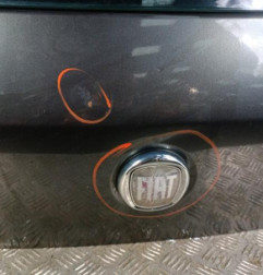 Malle/Hayon arriere FIAT BRAVO 2