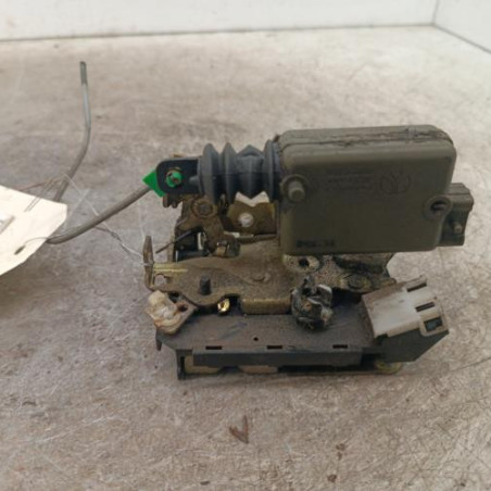 Serrure avant droit RENAULT R21