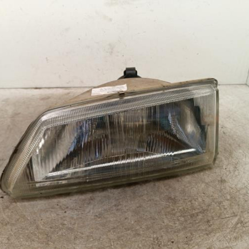Optique avant principal gauche (feux)(phare) PEUGEOT 106