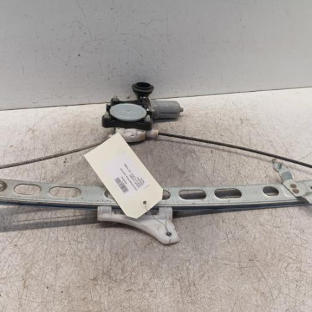 Leve vitre electrique avant droit SUZUKI SWIFT 4 Photo n°1