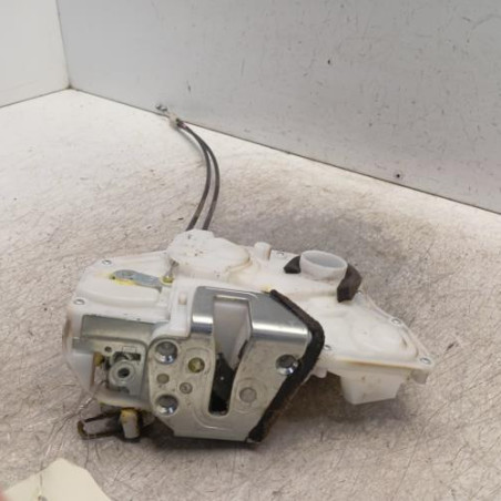 Serrure avant droit SUZUKI SWIFT 4
