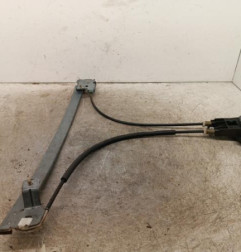 Leve vitre mecanique avant droit PEUGEOT 106 Photo n°1