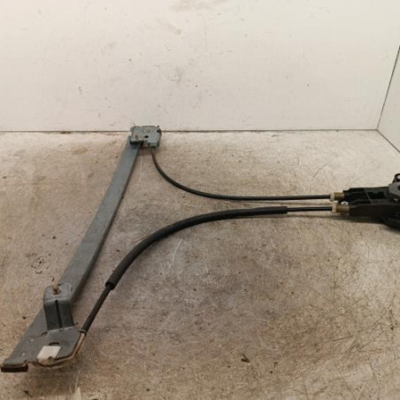 Leve vitre mecanique avant droit PEUGEOT 106 Photo n°1