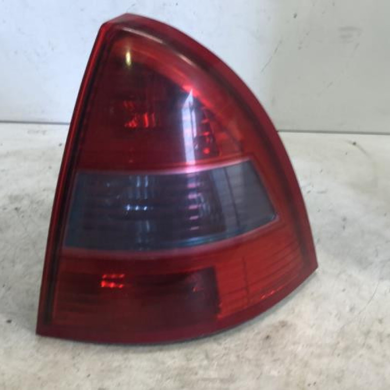 Feu arriere principal droit (feux) CITROEN C5 1 Feu arriere principal droit (feux) CITROEN C5 1
